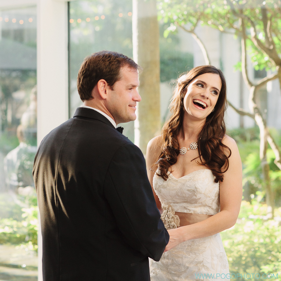 Indoor Floridian garden ceremony (image by Pogo Photo)